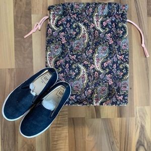 Charles & Larkin blue paisley shoe bag....like NEW!!
